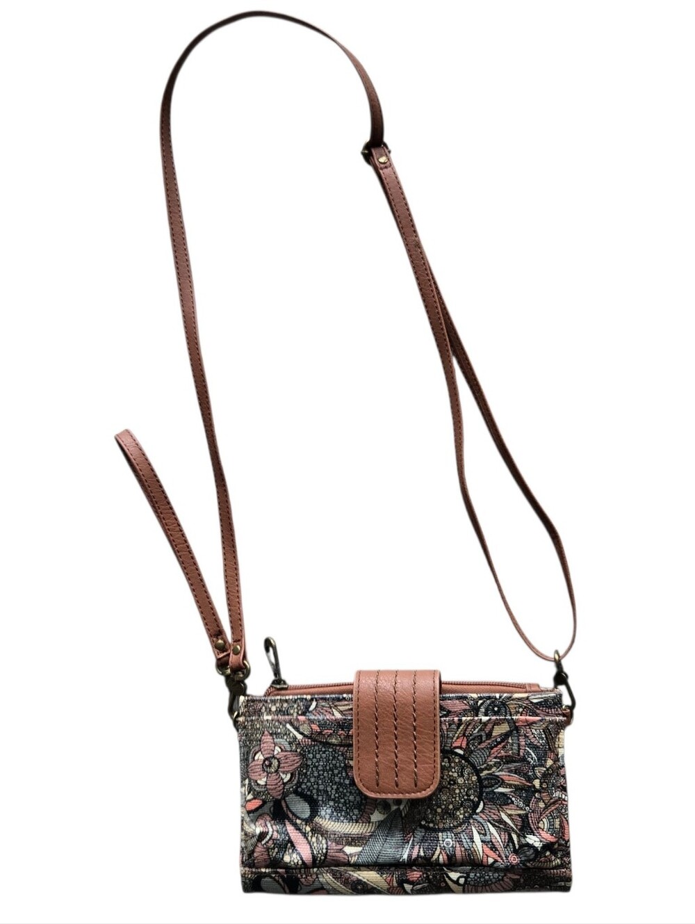 Sakroots Olympic Smartphone Crossbody Bag. Sienna Spirit design